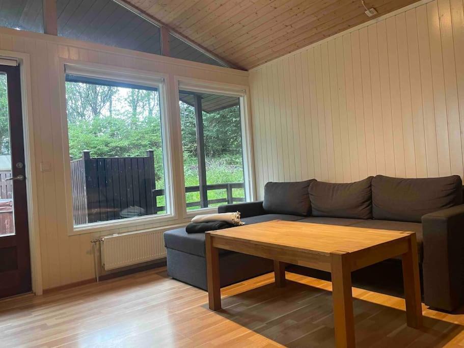 Úlfljótsvatn Lakeside Cabin In Thingvellir #2 מראה חיצוני תמונה